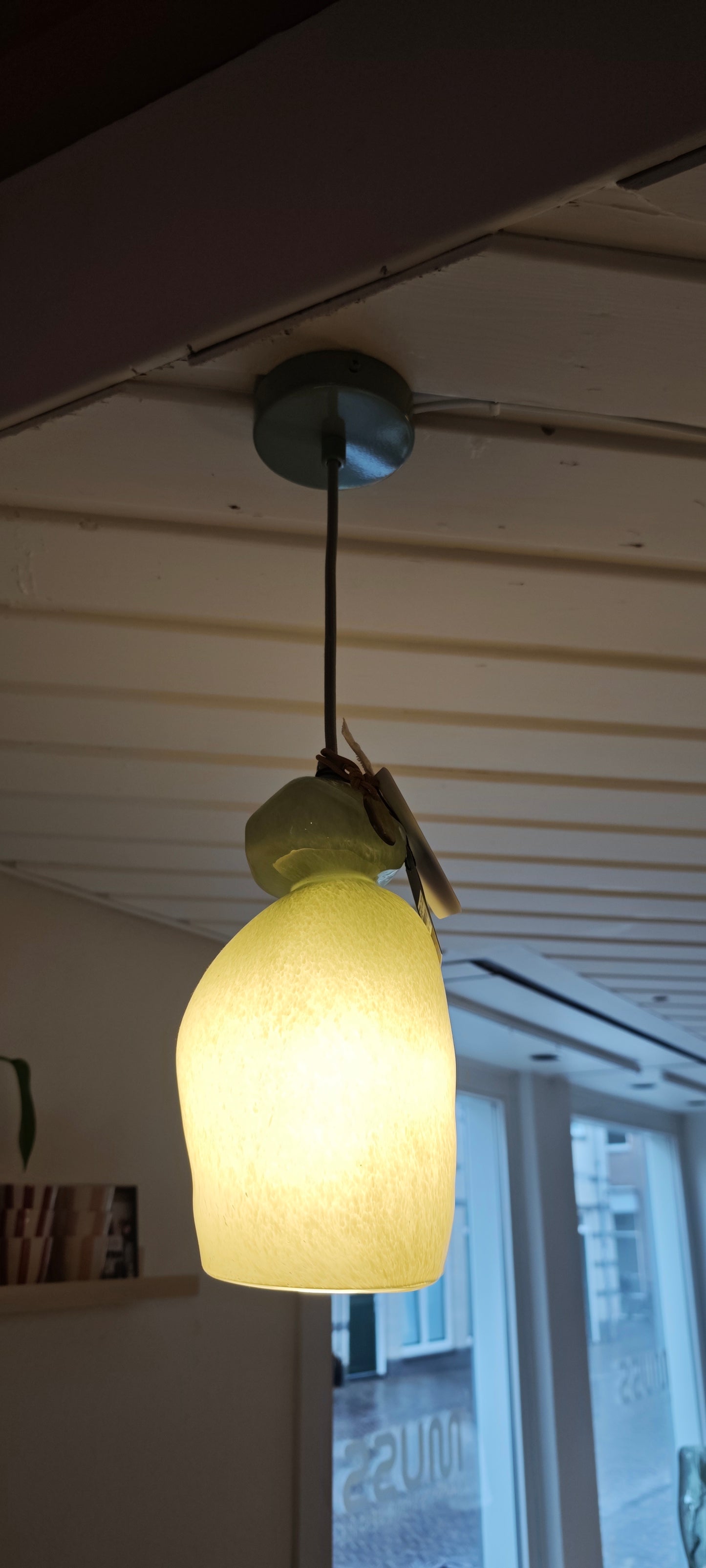Nienke Sikkema for HKLIVING: gemstone lamp, tourmaline
