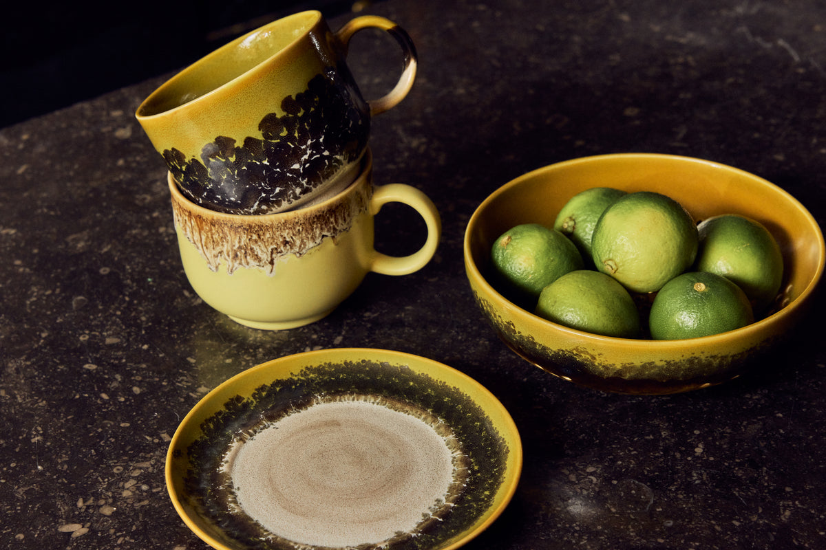 70s ceramics: berry bowl, truffle
