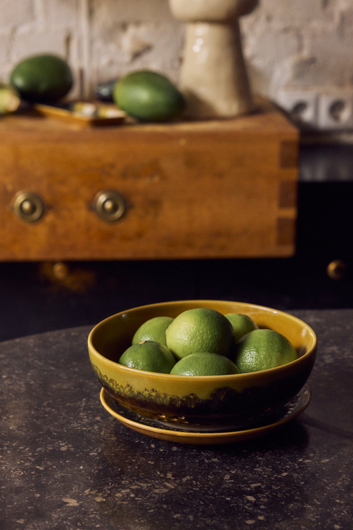 70s ceramics: berry bowl, truffle