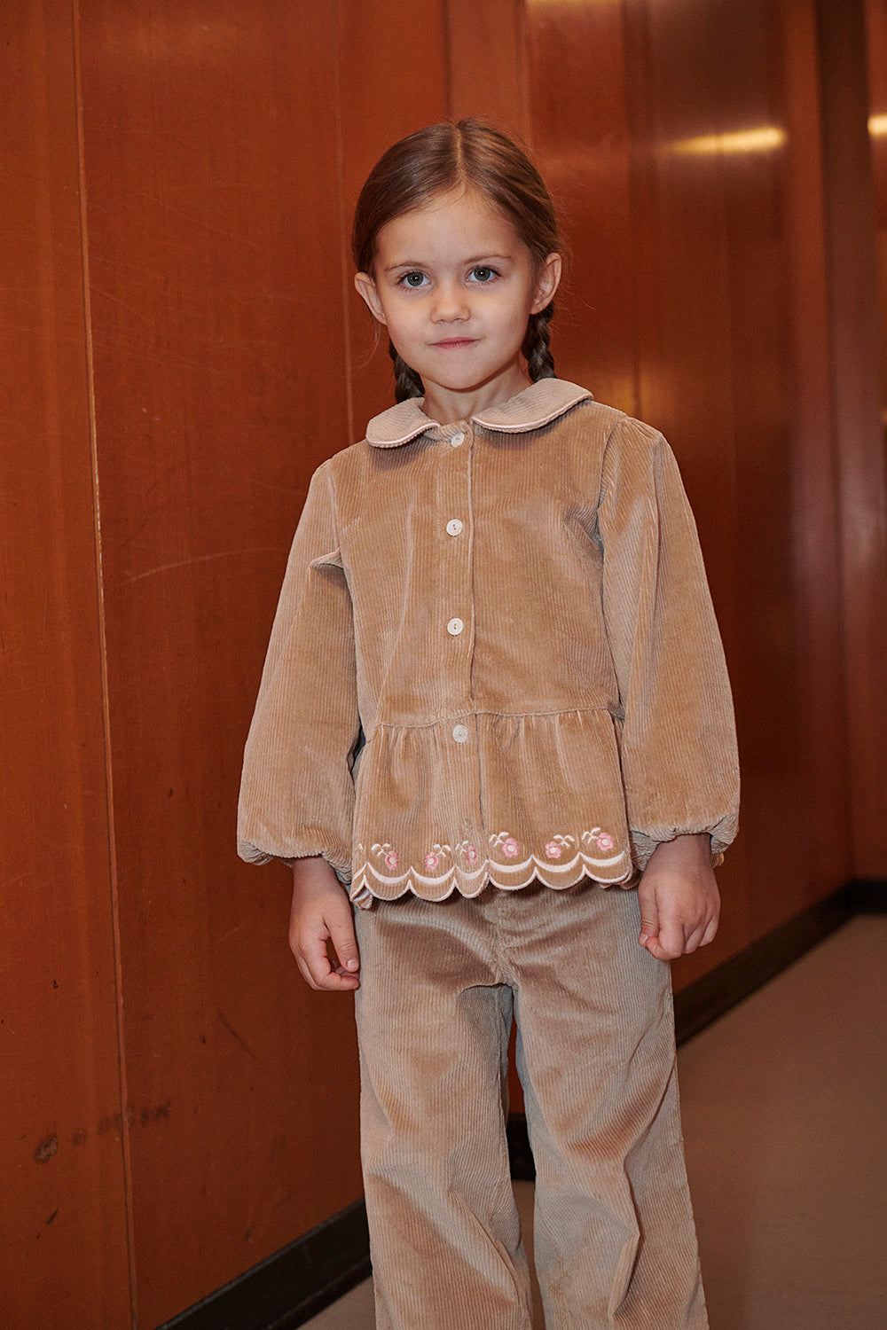 Corduroy Broek met Wijde Pijp en Borduursel Beige